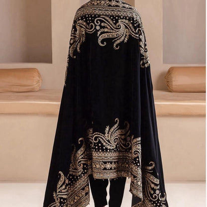 Baroque Embroidered Velvet Shawl – Perfect for Weddings & Qawwali Nights- Trending