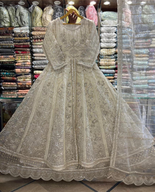 Beautiful 2pcs Organza Maxi with duppatta (Designer Inspired )