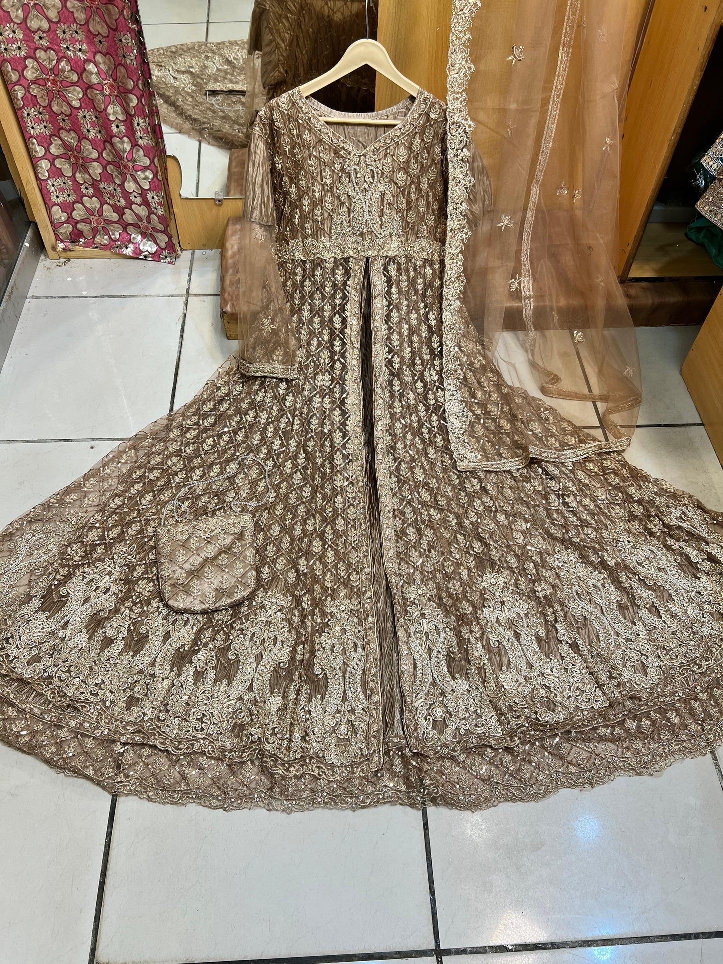 Luxury Double-Layer Embroidered Maxi Set with Matching Potli Bag & Free Gift – Timeless Elegance