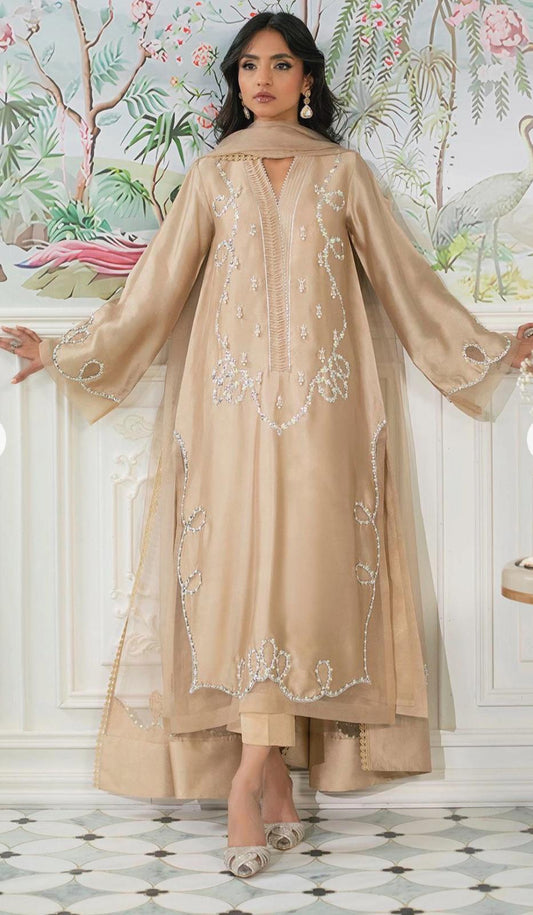 Annus Abrar Inspired Luxury 3-Piece Silk Suit – Tailor Stitched