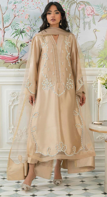 Annus Abrar Inspired Luxury 3-Piece Silk Suit – Tailor Stitched
