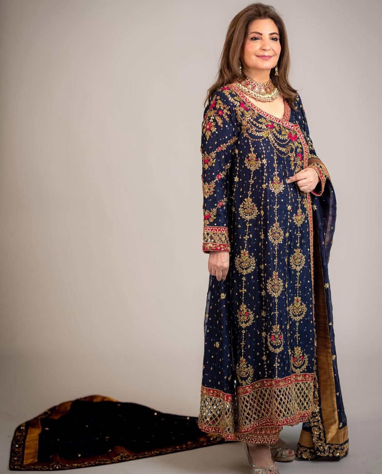 Mina Hassan( inspired) 3pcs Heavy Embroidered Silk Wedding Collection suit.. Size S-XL