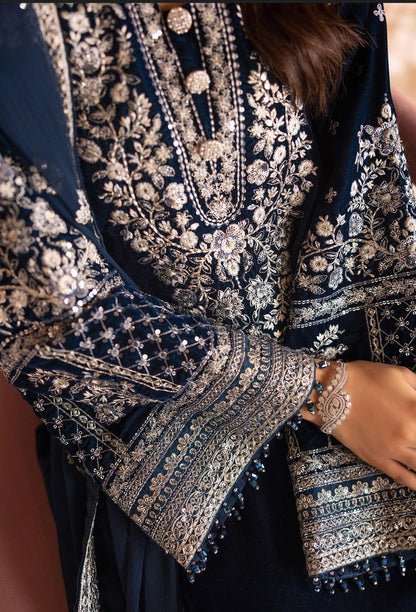 Adan Libas Original Velvet Collection 2025 – Luxury Embroidered Winter Suits