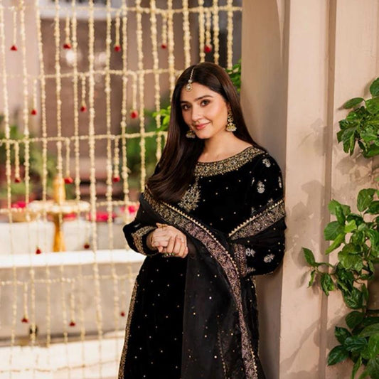 MAHVER- Haseens official (ORIGINAL )… 3 pieces heavy embroidered velvet sharara suit..beat for weddings and parties