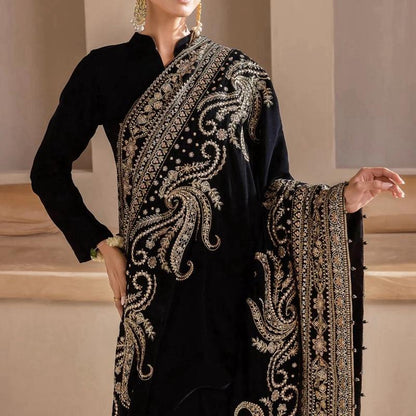 Baroque Embroidered Velvet Shawl – Perfect for Weddings & Qawwali Nights- Trending